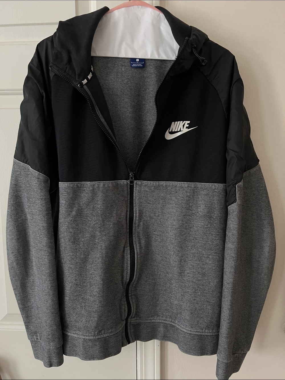 Nike Advance 15 hooded jacket size L